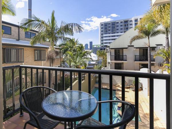 Parkview Apartments : photo 3 de la chambre studio