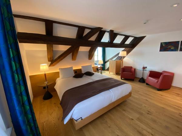 Hotel & Restaurant STERNEN MURI bei Bern : photo 3 de la chambre hébergement toit 