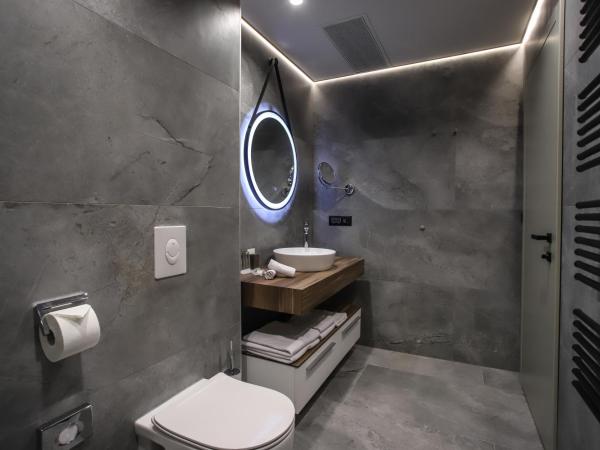 Hotel Medistone : photo 6 de la chambre chambre double deluxe avec balcon - vue sur mer