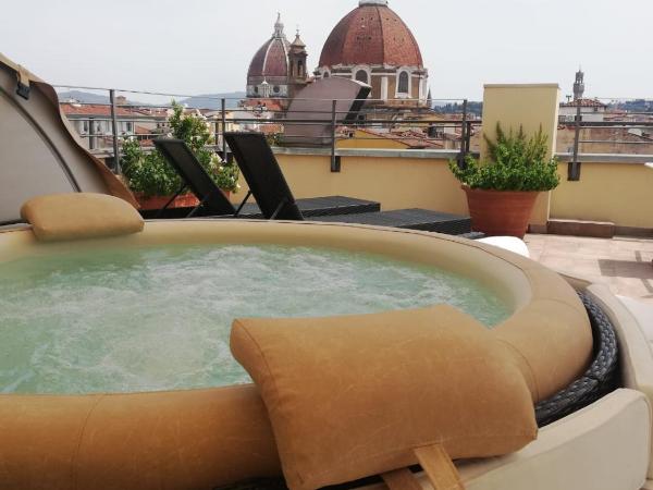 Hotel Machiavelli Palace : photo 2 de la chambre suite - vue sur ville