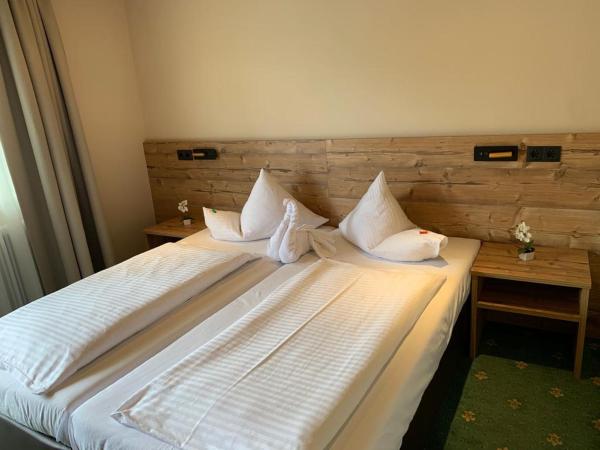 Clubhotel Götzens : photo 7 de la chambre chambre double ou lits jumeaux avec balcon