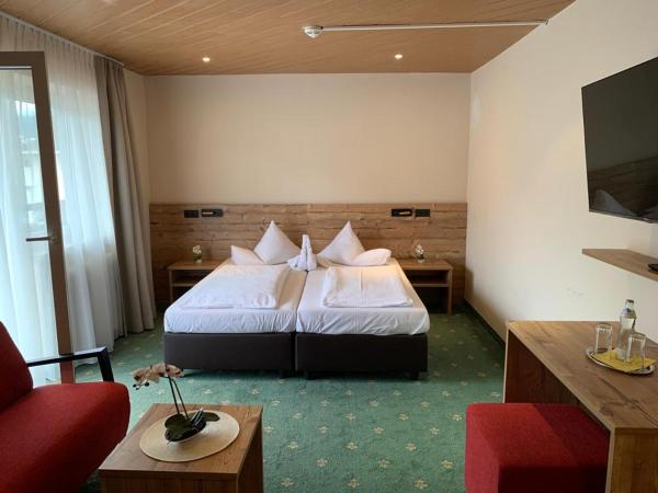 Clubhotel Götzens : photo 4 de la chambre chambre double ou lits jumeaux avec balcon