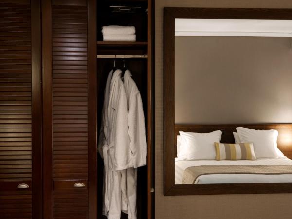 The Athenian Callirhoe Exclusive Hotel : photo 5 de la chambre chambre double ou lits jumeaux exécutive