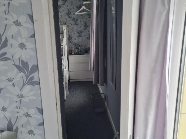 Queens Plaza Hotel : photo 4 de la chambre chambre familiale communicante - vue sur mer