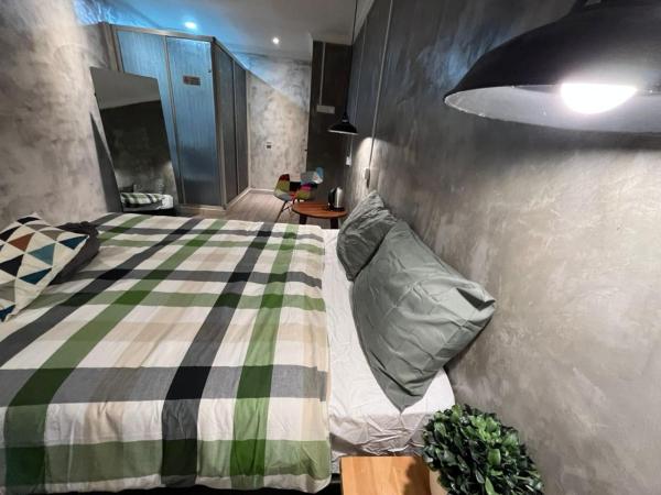 YY Residences : photo 3 de la chambre chambre double deluxe avec douche