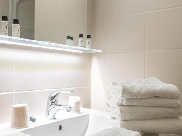 The Originals City, Relax'Otel & Spa, Le Barcarès : photo 3 de la chambre chambre double standard