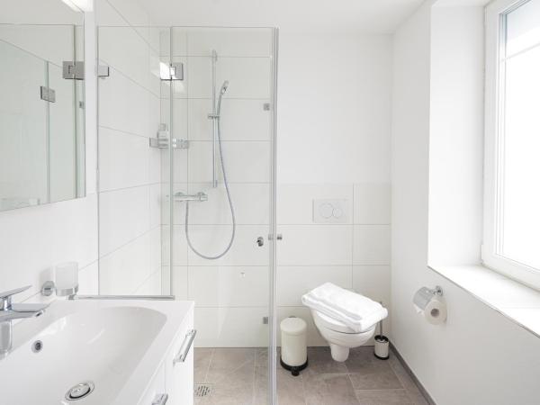 EH Apartments Saturn : photo 5 de la chambre studio lit king-size deluxe