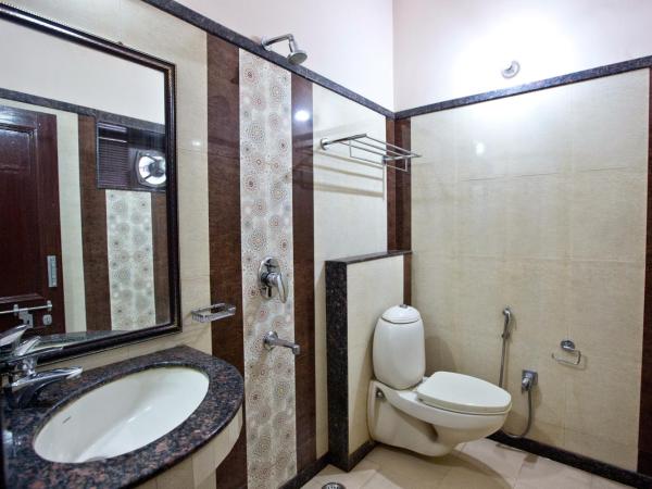 Hotel Kalyan : photo 6 de la chambre chambre double standard avec ventilateur