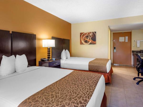 Best Western The Plaza Hotel - Free Breakfast : photo 1 de la chambre chambre double avec 2 lits doubles - animaux acceptés