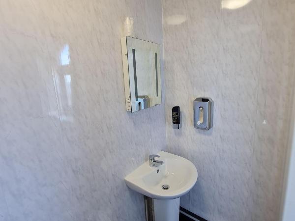 Queens Plaza Hotel : photo 5 de la chambre chambre quadruple - vue sur mer