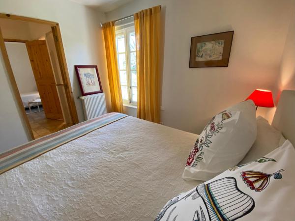 La ferme de gigognan : photo 3 de la chambre chambre triple