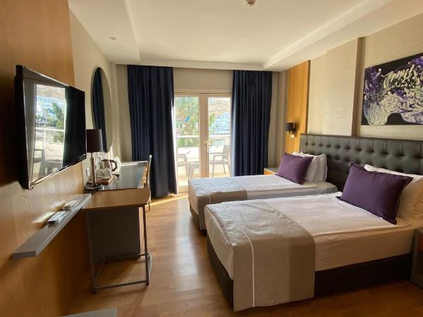 La Quinta by Wyndham Bodrum : photo 2 de la chambre chambre supérieure - vue sur mer