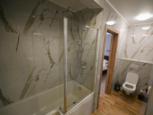 Cesar Palace : photo 7 de la chambre chambre quadruple avec terrasse 