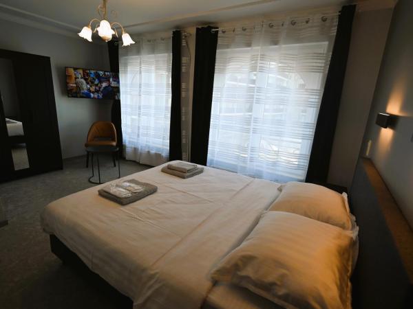 Cesar Palace : photo 8 de la chambre chambre quadruple avec terrasse 