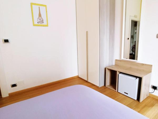 Colazione da Augusta - Guesthouse : photo 6 de la chambre chambre double avec salle de bains privative