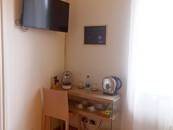 Colazione da Augusta - Guesthouse : photo 7 de la chambre chambre double avec salle de bains privative