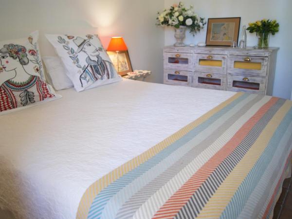 La ferme de gigognan : photo 2 de la chambre chambre triple