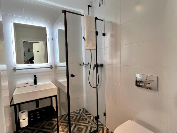 NEON APARTMENTS : photo 5 de la chambre appartement en duplex