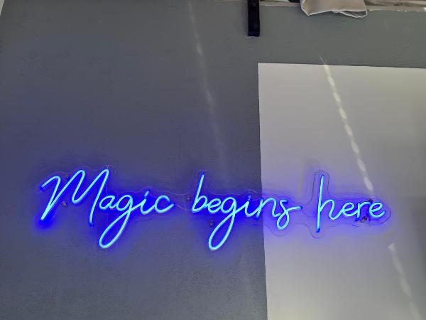 NEON APARTMENTS : photo 2 de la chambre appartement en duplex