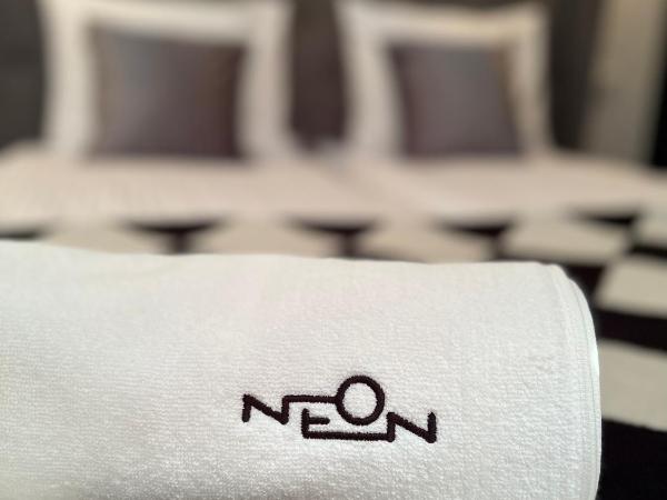 NEON APARTMENTS : photo 7 de la chambre appartement en duplex