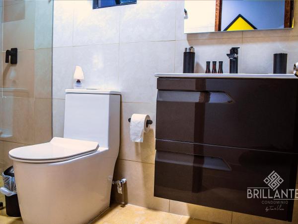 Condominio Brillante GDL : photo 6 de la chambre appartement