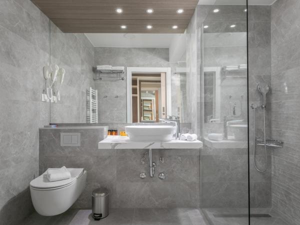 Hotel Antonio : photo 3 de la chambre chambre double deluxe avec balcon