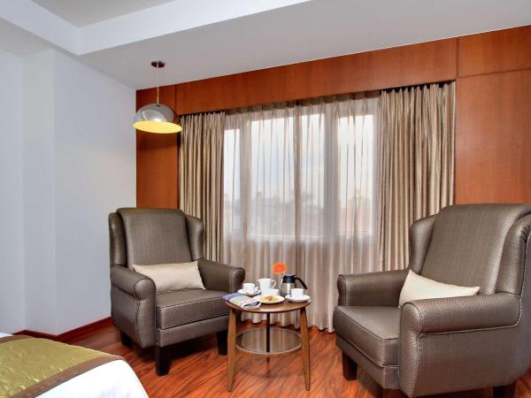 Comfort Inn Insys : photo 2 de la chambre suite supérieure