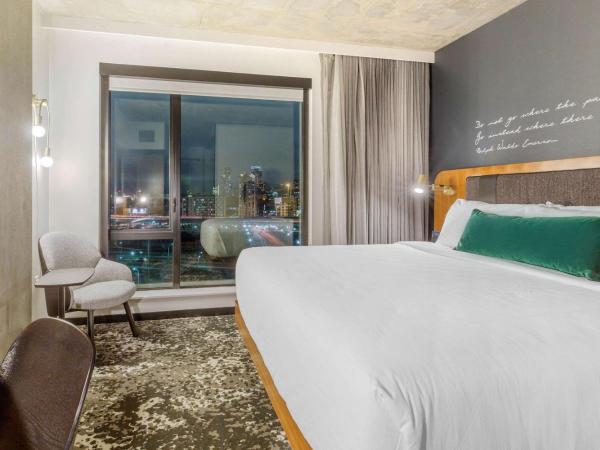 Cambria Hotels Boston Downtown - Seaport : photo 4 de la chambre chambre lit king-size - non-fumeurs