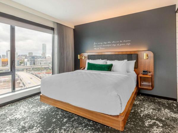 Cambria Hotels Boston Downtown - Seaport : photo 10 de la chambre suite lit king-size – non-fumeurs