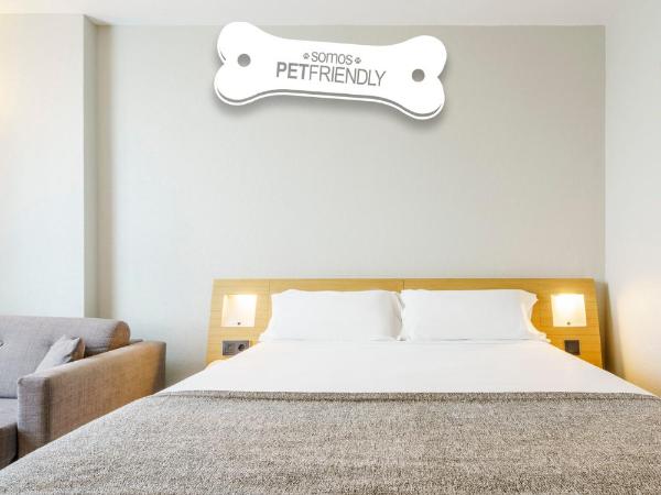 Ilunion Valencia 4 : photo 1 de la chambre chambre double - animaux domestiques acceptés