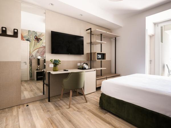 Life Hotel : photo 9 de la chambre chambre triple