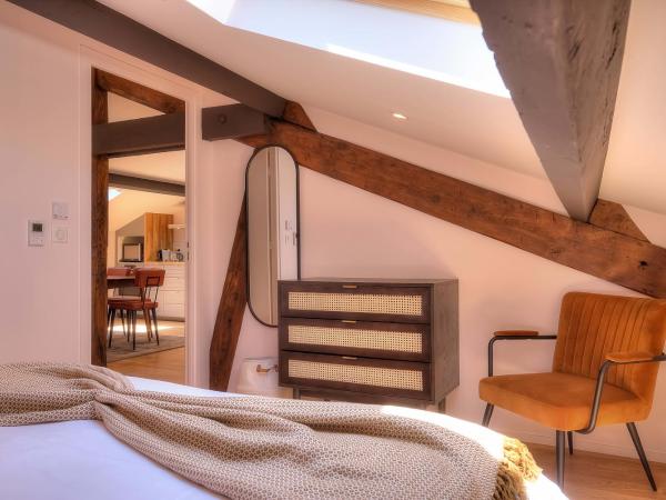 Maison Lamartine - Nice : photo 6 de la chambre appartement familial