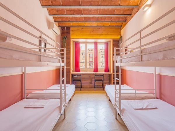 Bird House : photo 3 de la chambre chambre familiale avec salle de bains privative