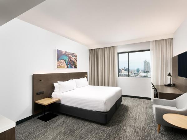 Holiday Inn West Perth, an IHG Hotel : photo 4 de la chambre chambre lit king-size standard avec vue