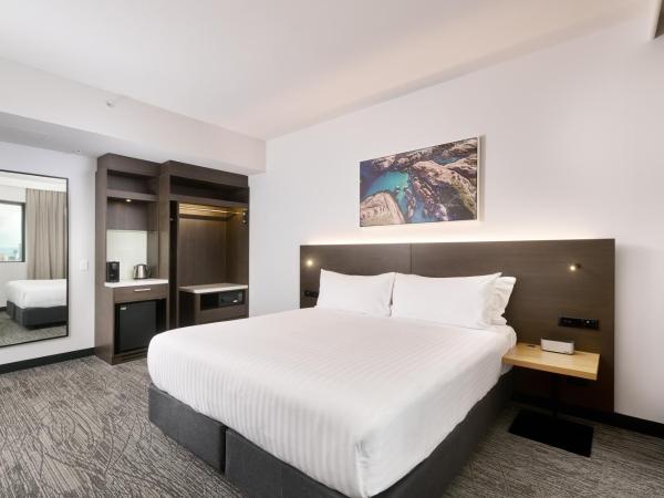 Holiday Inn West Perth, an IHG Hotel : photo 3 de la chambre chambre lit king-size standard