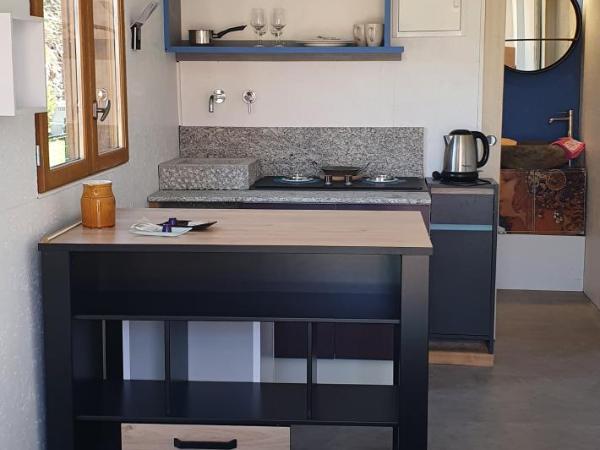 Villa Perran Résidence : photo 3 de la chambre chambre deluxe (1 adulte + 1 enfant)