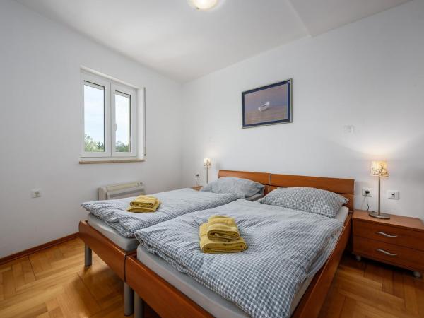 Adria Apartments : photo 7 de la chambre appartement en duplex