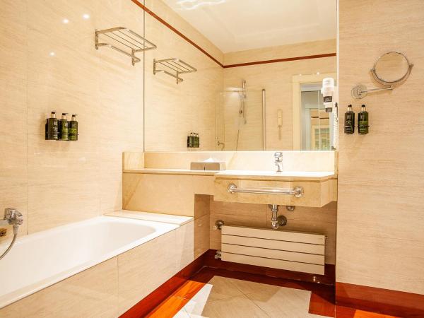 Valladolid Recoletos : photo 5 de la chambre chambre double ou lits jumeaux standard