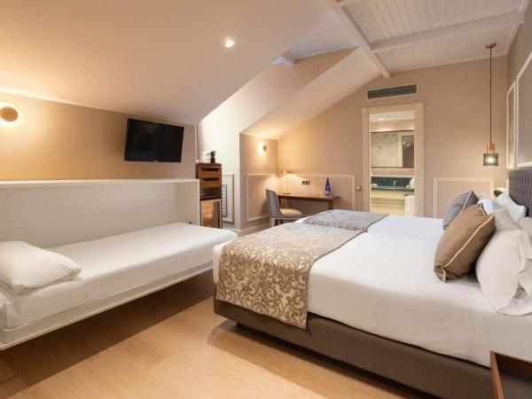 Catalonia Las Cortes : photo 3 de la chambre chambre triple