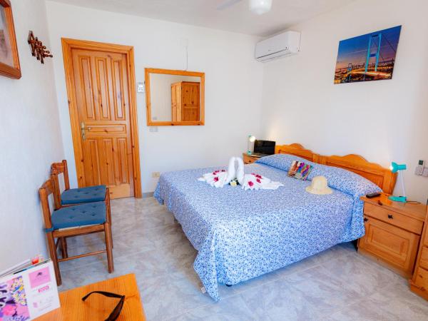 Hotel Casa Adolfo Ischia : photo 2 de la chambre chambre double ou lits jumeaux