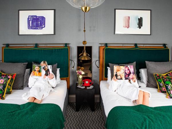 Kimpton Clocktower, an IHG Hotel : photo 3 de la chambre suite avec 2 lits king-size