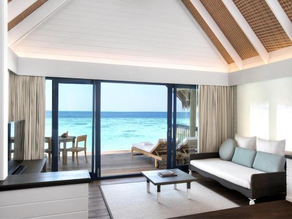 COMO Cocoa Island - Partner Travels FREE for 7 Nights or More : photo 2 de la chambre villa sur pilotis dhoni