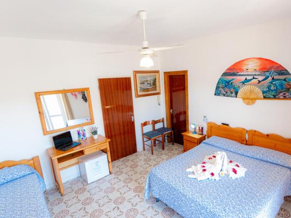 Hotel Casa Adolfo Ischia : photo 1 de la chambre chambre triple confort