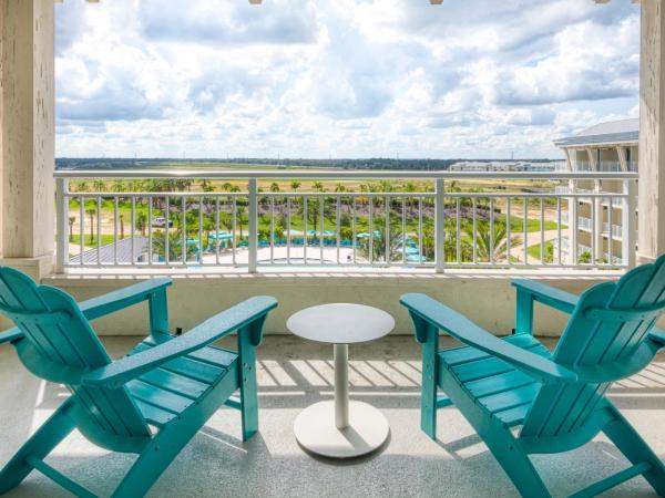 Margaritaville Resort Orlando : photo 5 de la chambre chambre lit queen-size - vue sur piscine