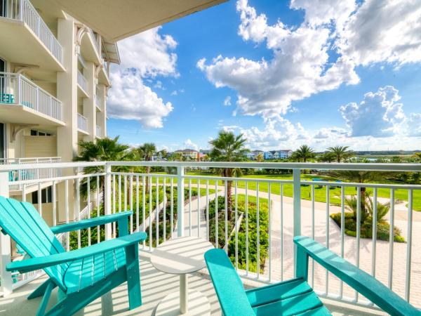 Margaritaville Resort Orlando : photo 2 de la chambre hébergement lit king-size - vue sur complexe hôtelier