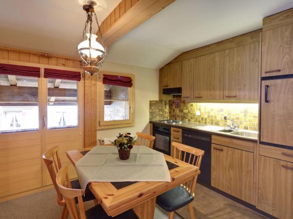 Hotel Alpenrose Wengen - bringing together tradition and modern comfort : photo 5 de la chambre appartement quadruple - vue sur montagne