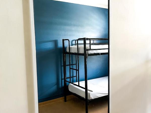 MOM Darwin : photo 3 de la chambre dortoir mixte de 4 lits - réservé aux adultes