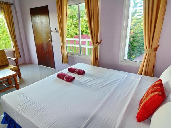 Blue Andaman Lanta Resort : photo 8 de la chambre chambre triple
