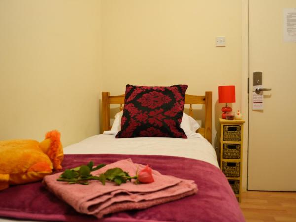 City London Hotel : photo 5 de la chambre chambre simple avec salle de bains commune