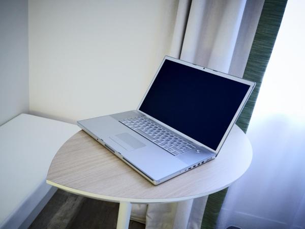 Kyriad Paris 18 - Porte de Clignancourt - Montmartre : photo 5 de la chambre chambre double